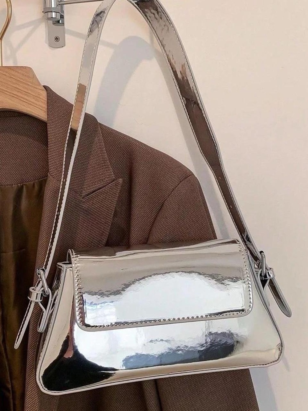 Silver Y2K Shoulder Bag - Women's Stylish Metallic Handbag